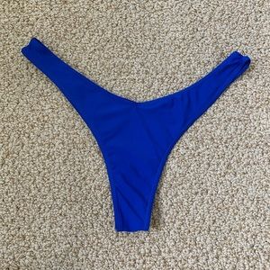 High Leg Bikini Bottoms Size M